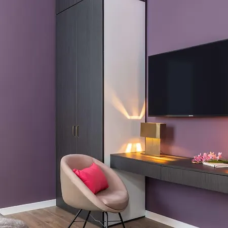 Elegant & Bright 2br - Steps From Old Town * Bukarest