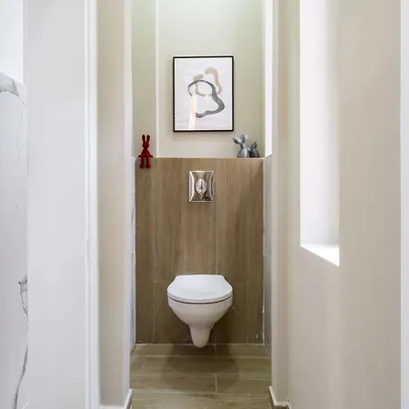 Elegant & Bright 2br - Steps From Old Town Apartamento Bucareste