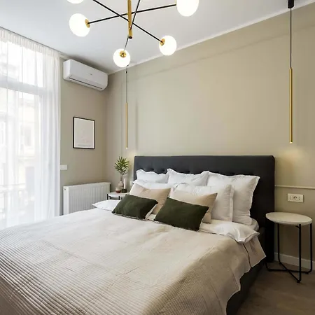 Apartamento Elegant & Bright 2br - Steps From Old Town
